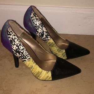 Suede Pump pointy heels